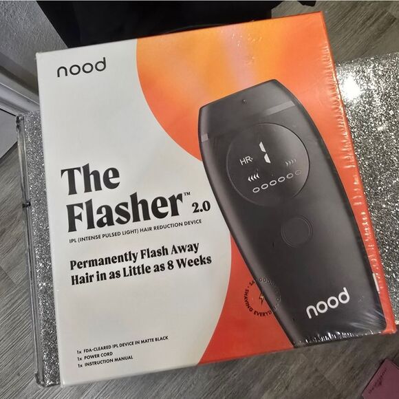 Nood The Flasher 2.0 Hair Removal IPL Device- Black - Picture 14 of 15